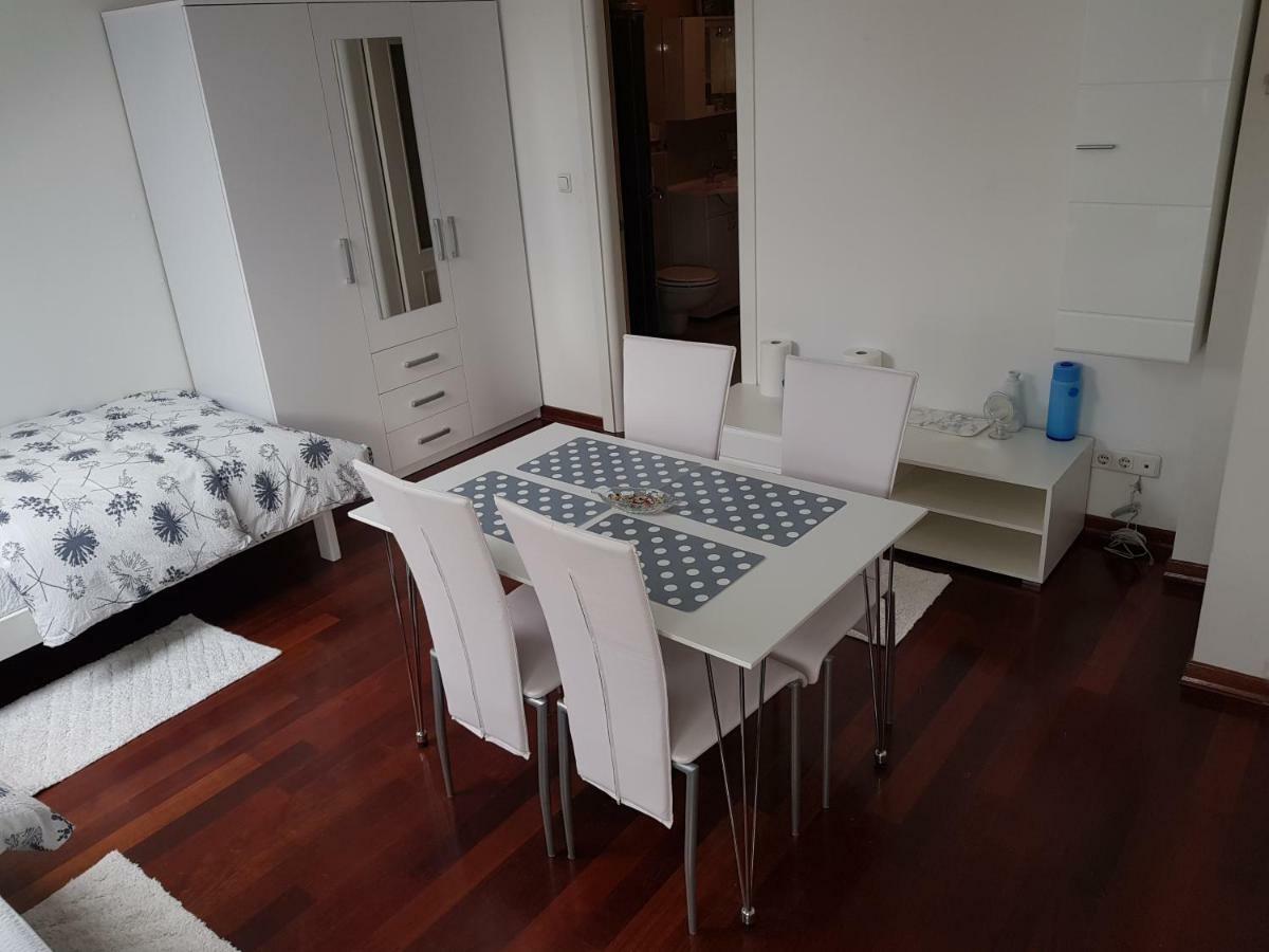 Apartman Maksimir Lux Zagreb-145M2 Ngoại thất bức ảnh